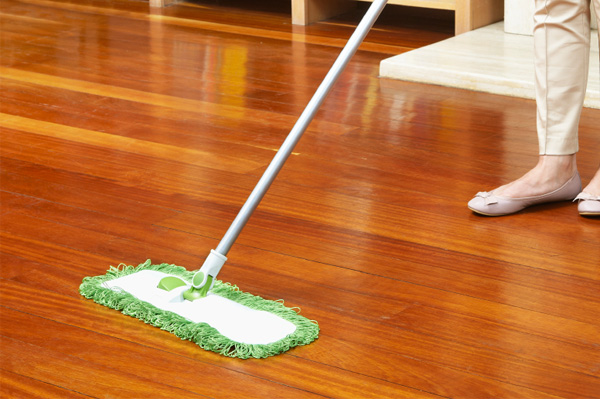 Clean-laminate-floors